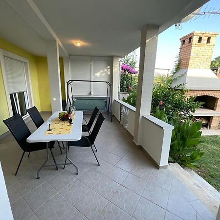 Apartment Holiday Задар Екстер'єр фото