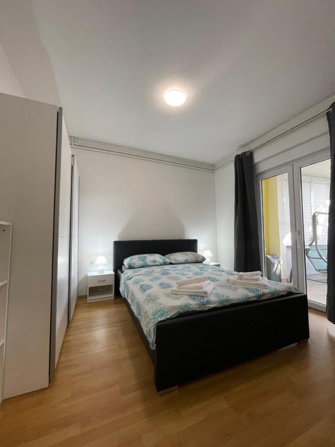 Apartment Holiday Задар Екстер'єр фото