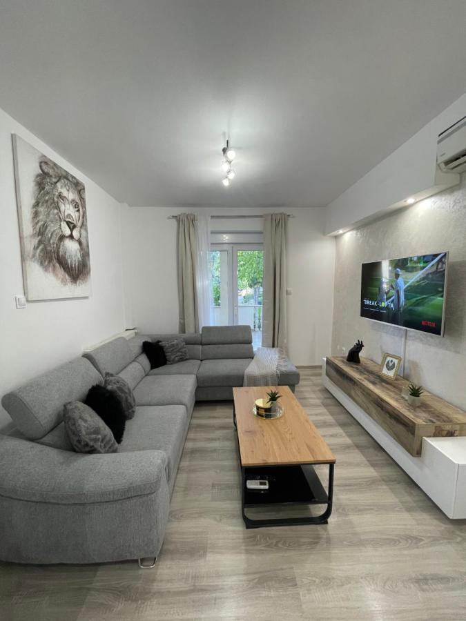 Apartment Holiday Задар Екстер'єр фото